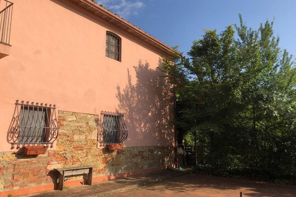 La Casa Nel Bosco Villa Lari Exterior photo
