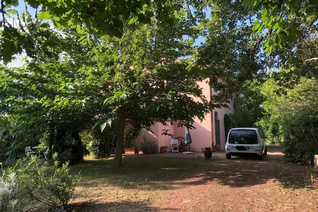 La Casa Nel Bosco Villa Lari Exterior photo