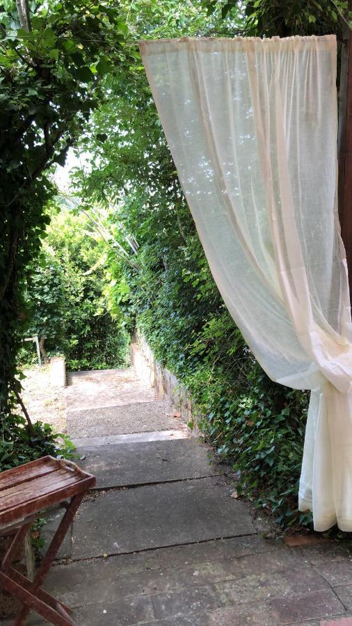 La Casa Nel Bosco Villa Lari Exterior photo